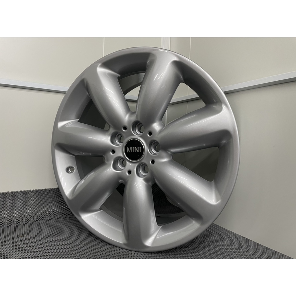 MINI CLUBMAN 輪框 輪圈 鋁圈 18吋 8J ET57 原廠整新輪圈 商品數量：4顆（售價為單顆）