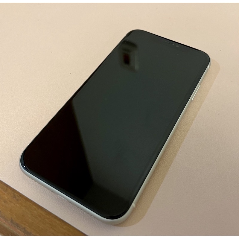 (已預訂) iPhone 11 64g 白 電池健康83% 外觀良好無傷 附原廠盒 保護殼 充電線