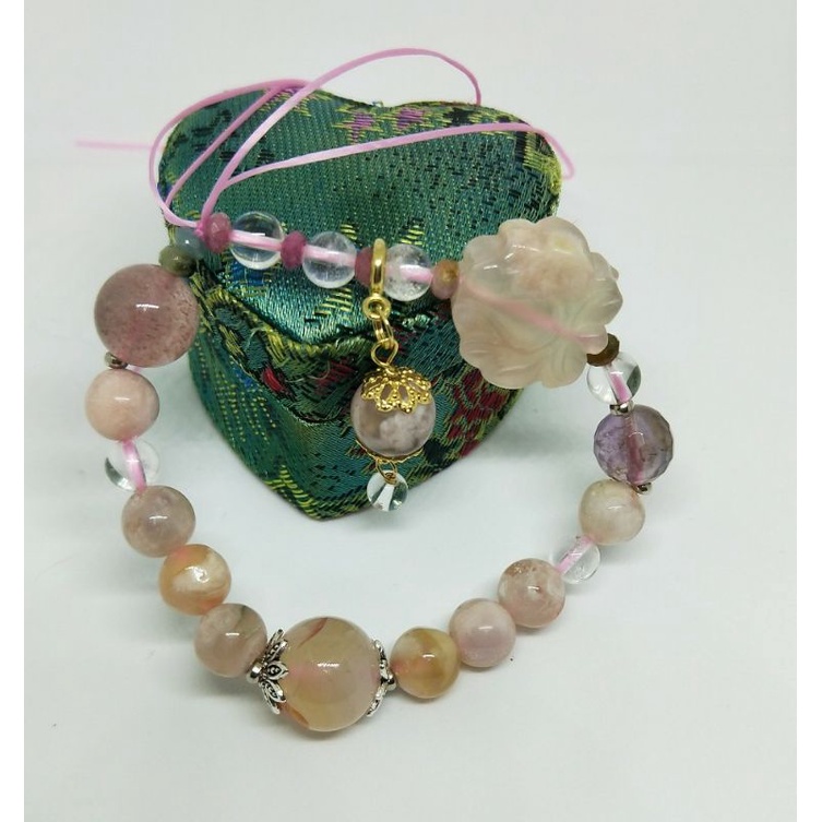 櫻花瑪瑙設計款手串串、蓮花雕刻主珠配紫水晶