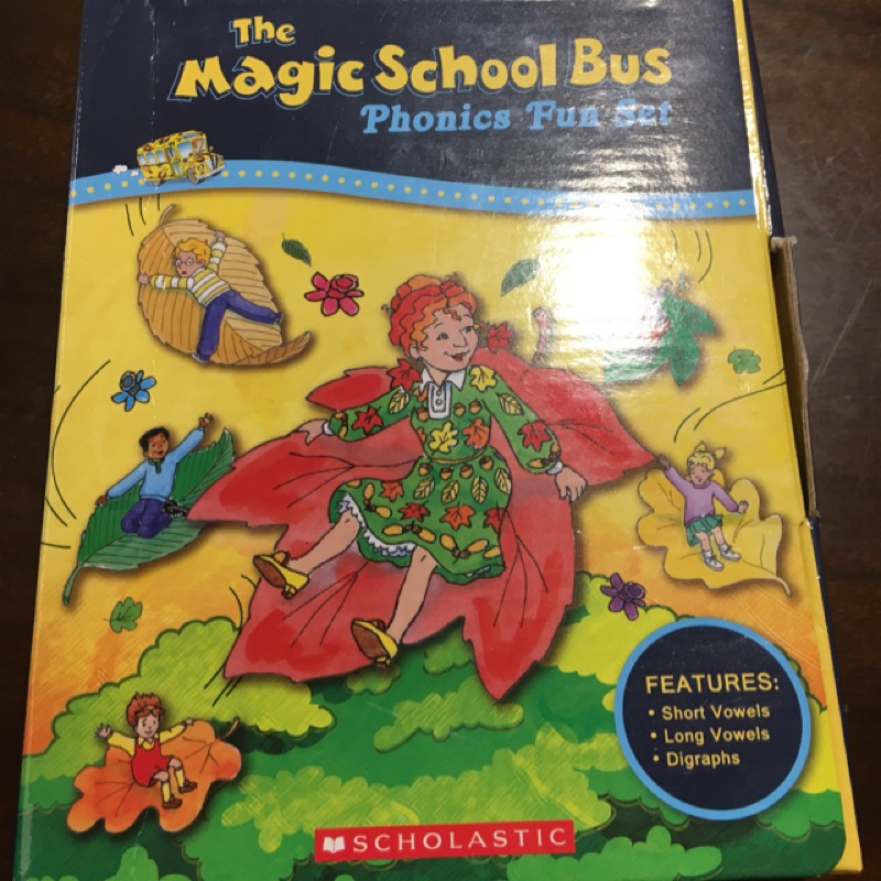 The magic school bus phonics fun set（12本＋CD)