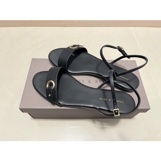 【二手】Charles&Keith 黑色平底涼鞋 小CK