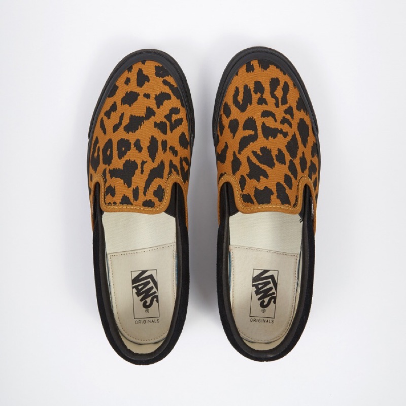 vans vault leopard slip on