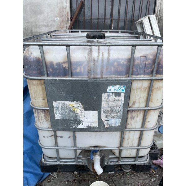 二手 屏東 原裝農用魚精 化學桶 原料桶 一噸桶 一頓四方桶 IBC桶 大水桶 肥料桶 儲油桶 1000L桶