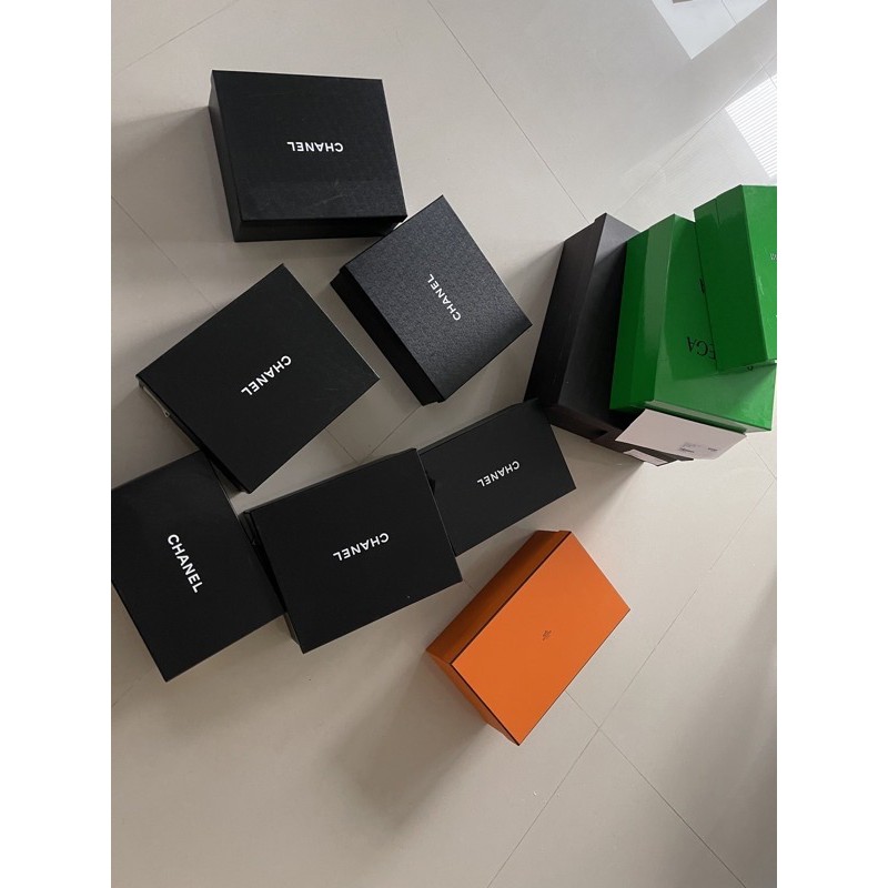 一堆鞋盒chanel/celine/bv/Dior/Hermes