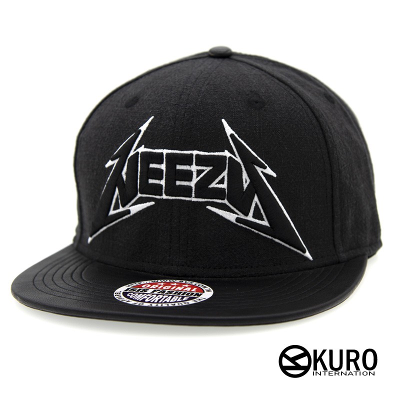KURO-SHOP潮流新風格-黑色 皮革帽沿 NEEZY 電繡 棒球帽 板帽