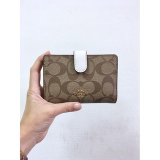 代購 COACH 💰錢包 中夾 真皮（棕色Logo老花）