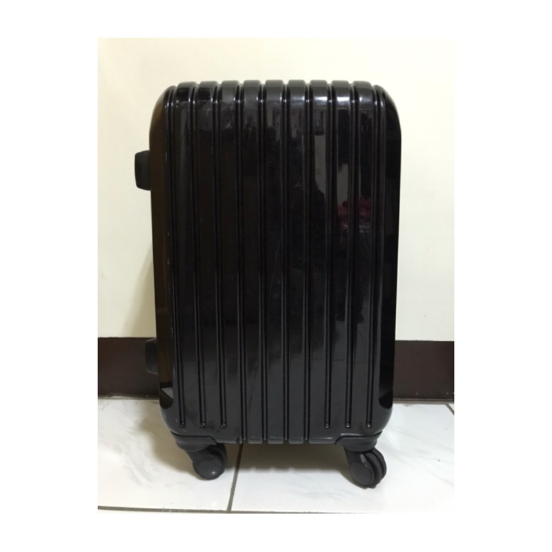 【Deseno】瑰麗絢燦 黑色金彩-20吋深鋁框PC鏡面行李箱/黑色 售$1800