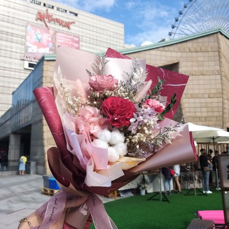大束康乃馨花束ins質感乾燥康乃馨花束母親節花束母親節禮物 擴香乾燥花束 萬花乾燥花 蝦皮購物