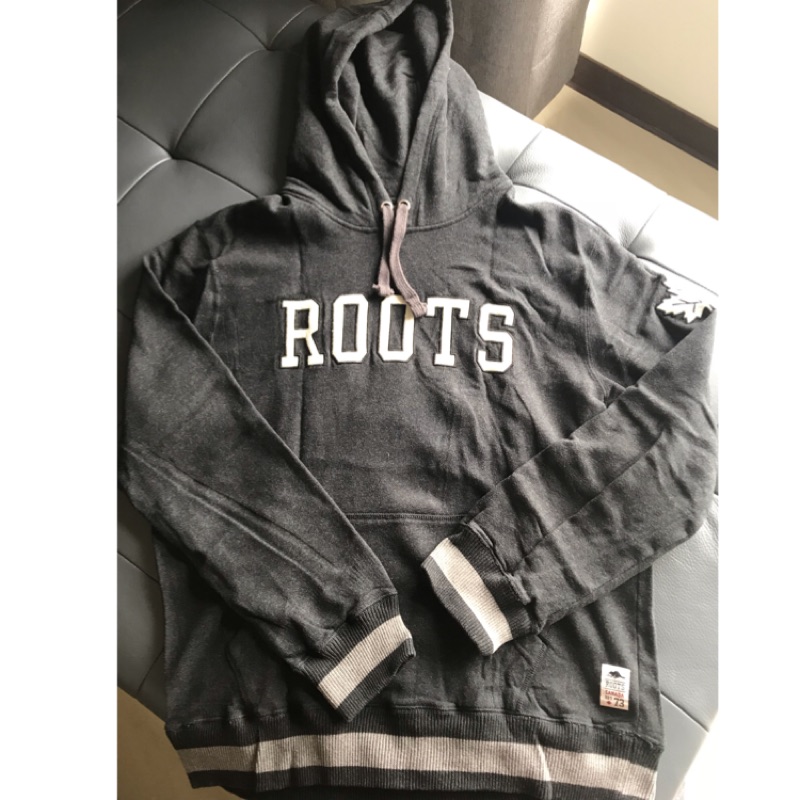 Roots 保暖 長袖 帽t 經典Logo L號 加拿大 🇨🇦 Canada