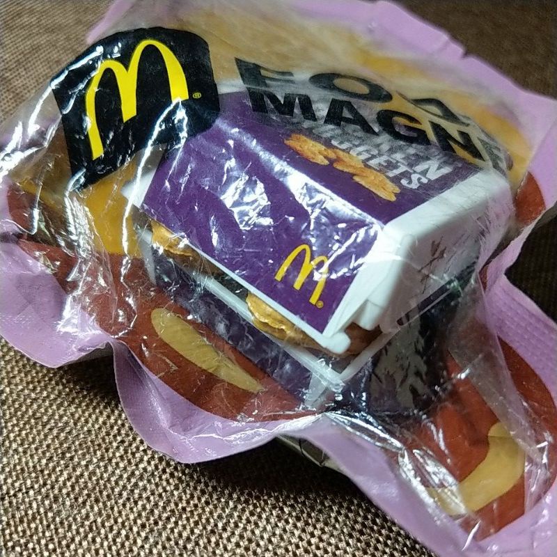 【全新】麥當勞-麥克雞塊磁鐵