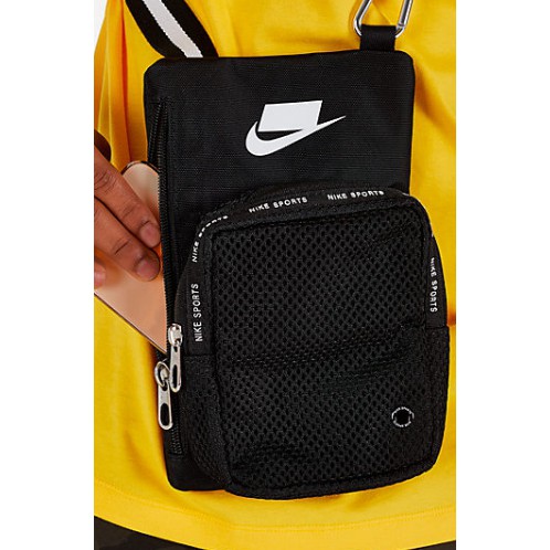 nike sport small items bag