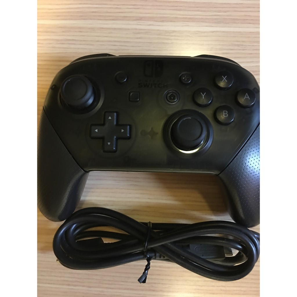 Switch Pro 控制器（黑）無外盒 Nintendo 任天堂原廠【二手】