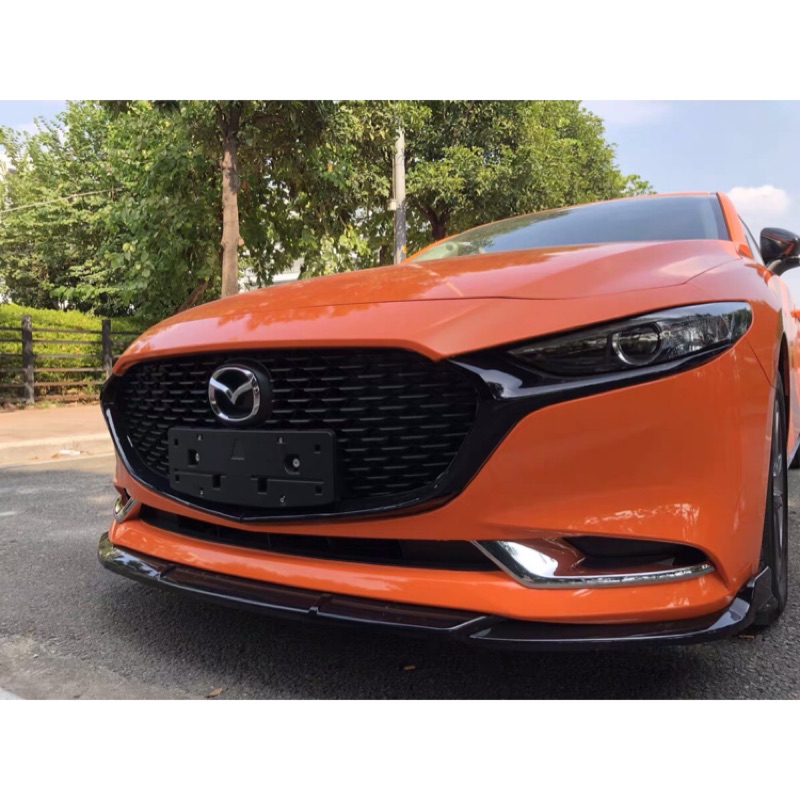 現貨/預購  New Mazda 3  專用行定風翼 前下巴 碳纖維樣式