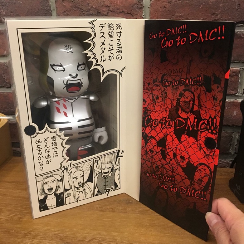 Be@rbrick 400% 重金屬搖滾雙面人 克勞薩大人 Go to DMC