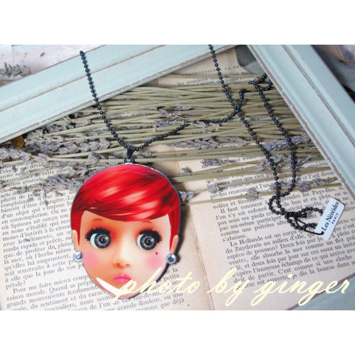 【ginger】Les Nereides N2(現貨)紅棕短髮戴水鑽耳環大頭娃娃項鍊