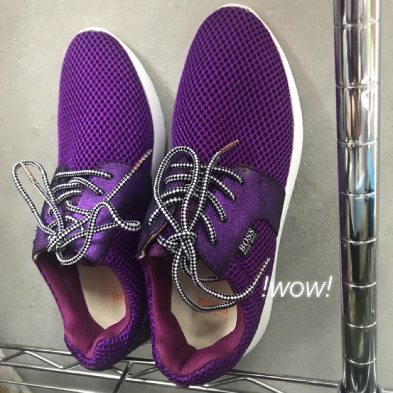 現貨 親拍🔴 WOW🔴 歐洲帶回 正品 Hugo Boss 炫亮 紫 真皮 輕量 減壓 運動 休閒鞋 包鞋 好走舒適