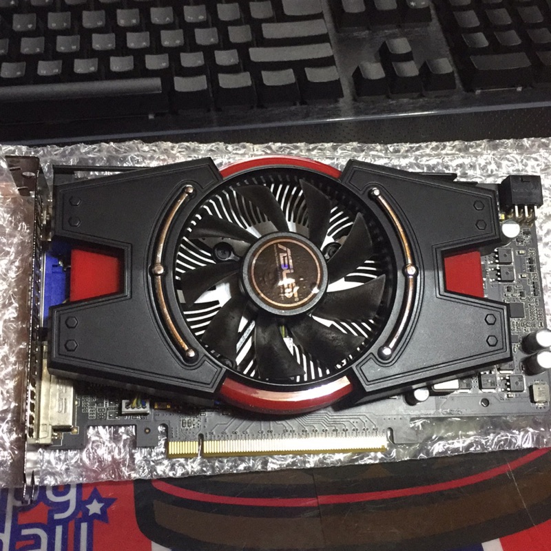 華碩 GTX550 ti 1GD5  顯示卡 二手 便宜出售