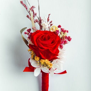 無聊花藝 | 紅玫胸花 開幕禮 乾燥花 永生玫瑰 情人禮物 客製化服務 新郎 新娘小物 新娘髮飾花 胸花 手腕花 鮮花