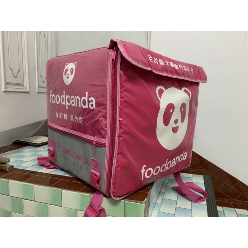 foodpanda 箱子九成新高雄可面交📦外套（全新）