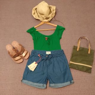 全新 Lee Cooper 英國國旗釦 蝴蝶結綁帶 反折 薄款 柔軟 女 牛仔短褲 4分短褲 原價1890 26