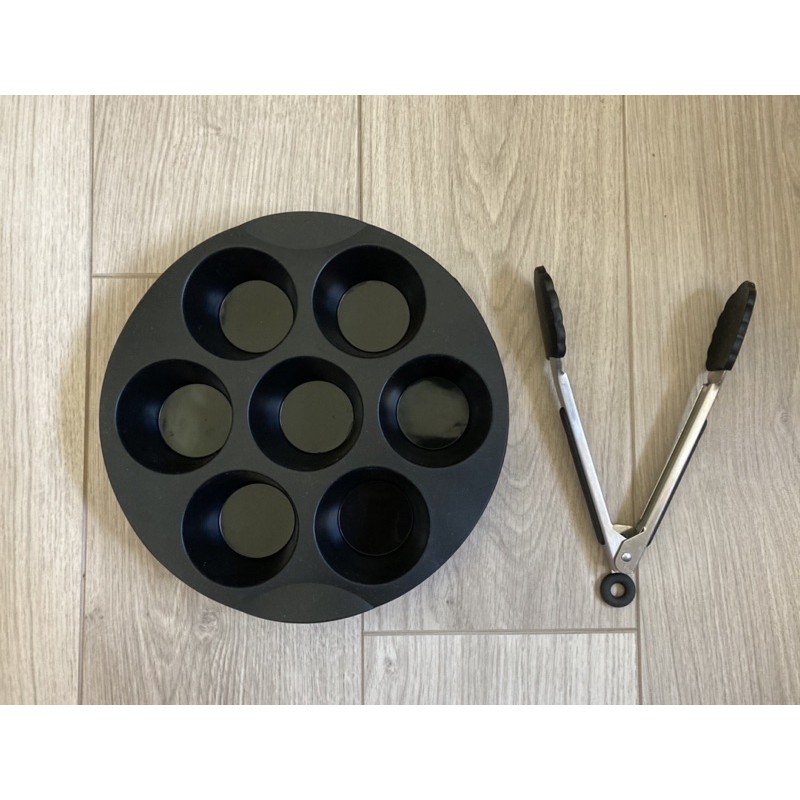 [二手] 矽膠杯子蛋糕模具+止滑料理夾 氣炸鍋專用配件組