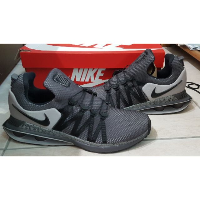 Nike shox gravity彈簧鞋台灣公司貨us12,30cm