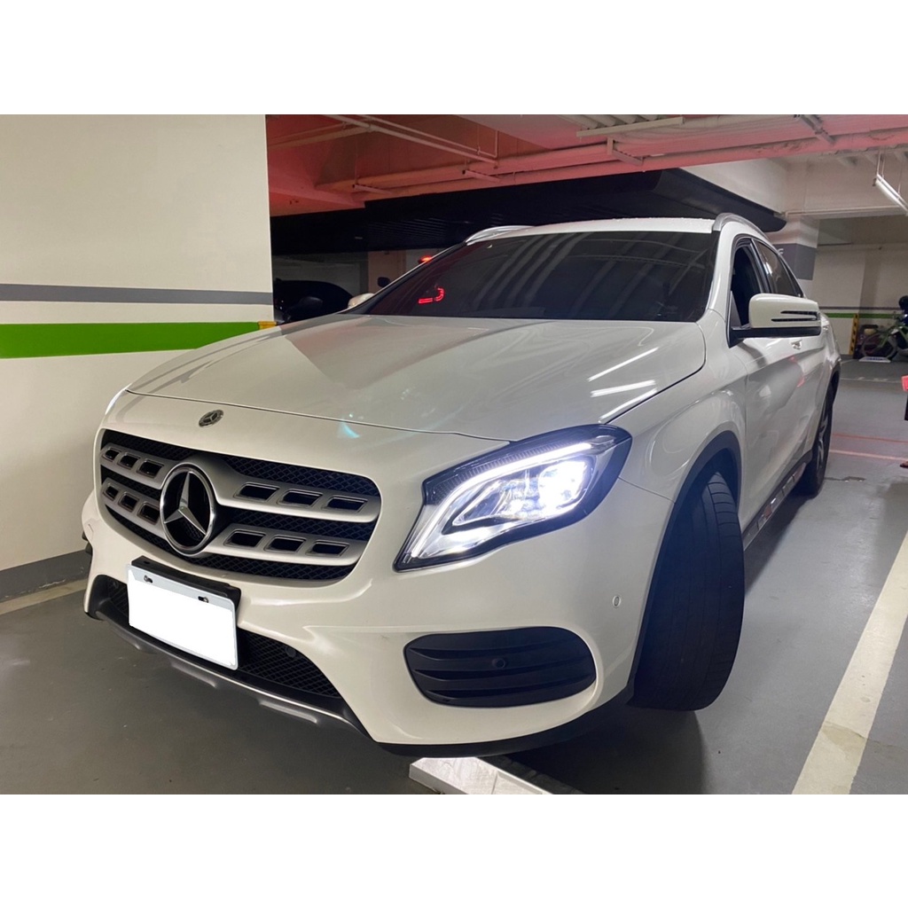 2018 M-Benz GLA180 僅跑3萬 FB搜尋：『小牛嚴選中古車』百輛車款，讓你慢慢挑選！！