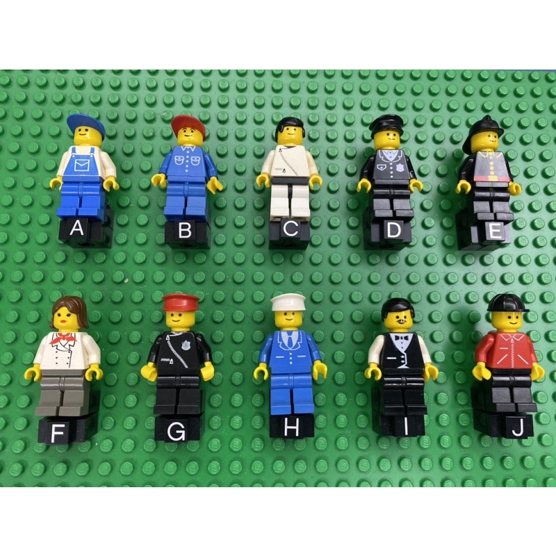 ®️樂高 LEGO®︎ 二手人偶 1980年代 警察 工人 吊帶褲 火車 消防員 服務生 10隻合售 B