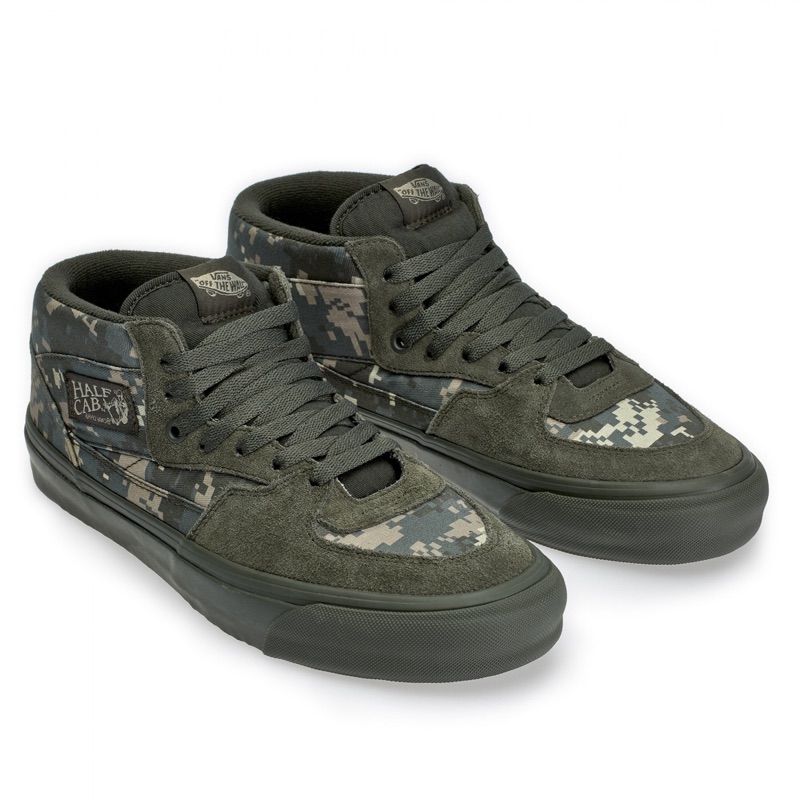 vans wtaps half cab