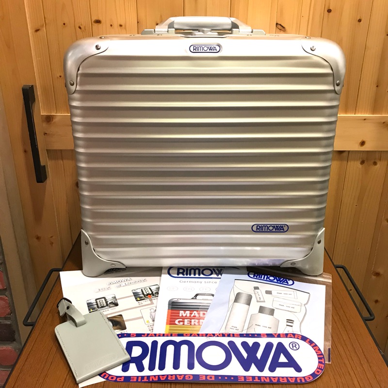 《二手》RIMOWA BUSINESS 商務登機箱 海關鎖 鋁合金 行李箱 旅行箱 Rimowa 銀色 已過保