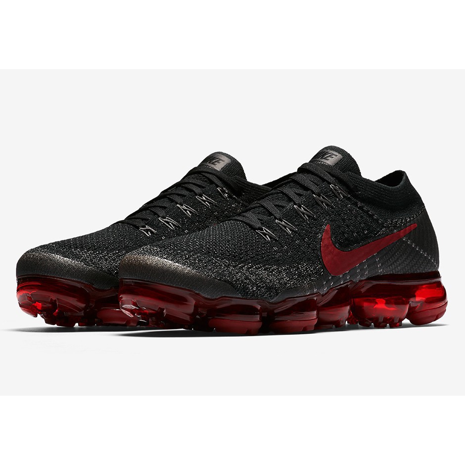 red and black vapormax flyknit