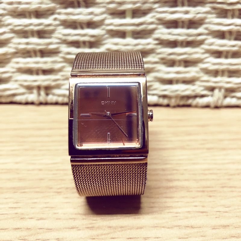 DKNY米蘭錶帶手錶