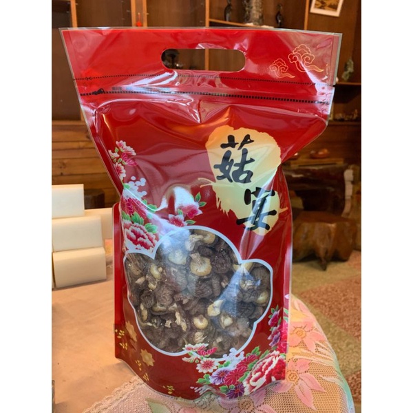 （金協和）台灣新社 黑皮冬菇 香菇小朵 鈕扣菇  禮袋裝 禮品 送禮 350克 養身食品 養生食品 調味食品 調味香料