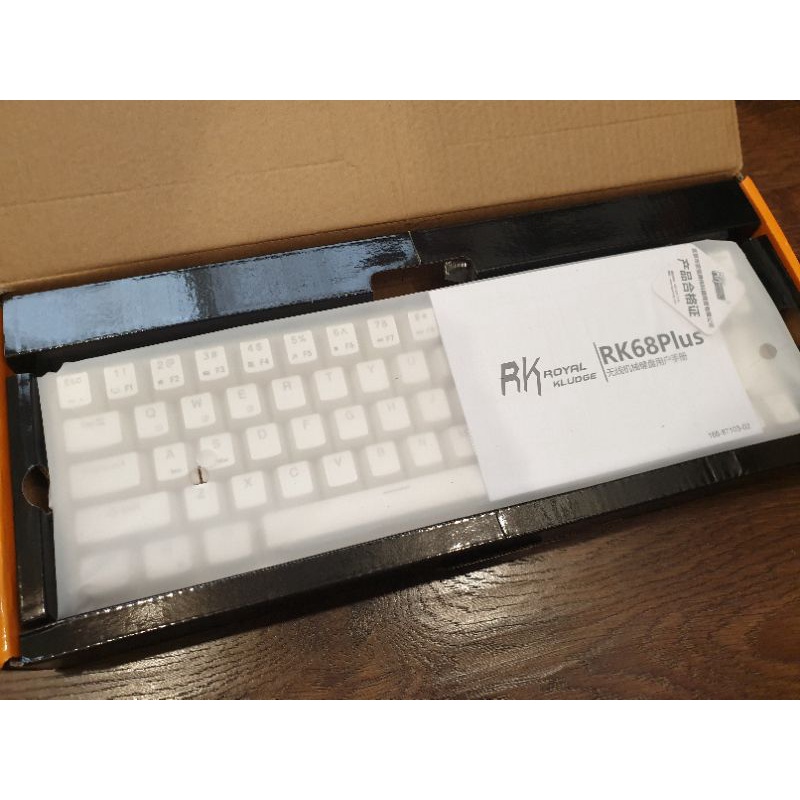 rk68 plus 68鍵熱插拔機械鍵盤 紅軸 三模 全新 rk61 rk 白色背光  機械鍵盤 熱插拔