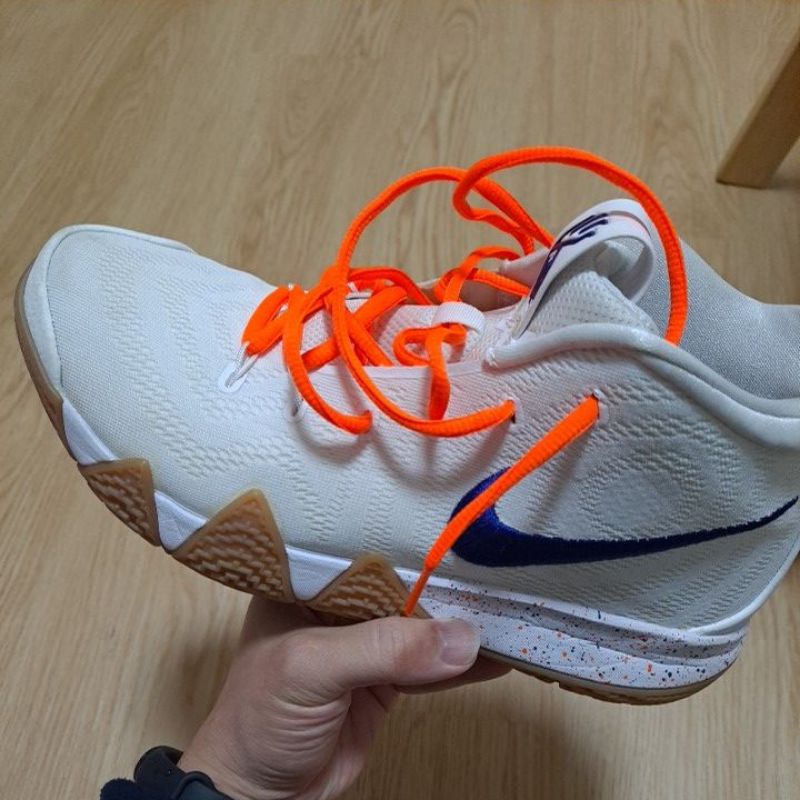 Nike Kyrie Irving 4 耐吉 實戰 二手 球鞋 厄文4代 籃球鞋 全白 歐文4代