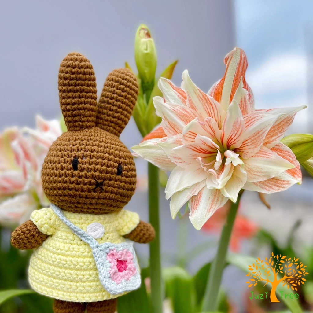 🌷橘荷屋🌷 現貨❤荷蘭 Just Dutch 手工編織娃娃 小花包系列 Melanie+鵝黃洋裝+薄荷綠小花包