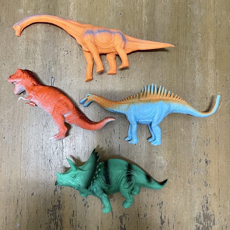 🦕恐龍塑膠玩具【二手商品 近全新】