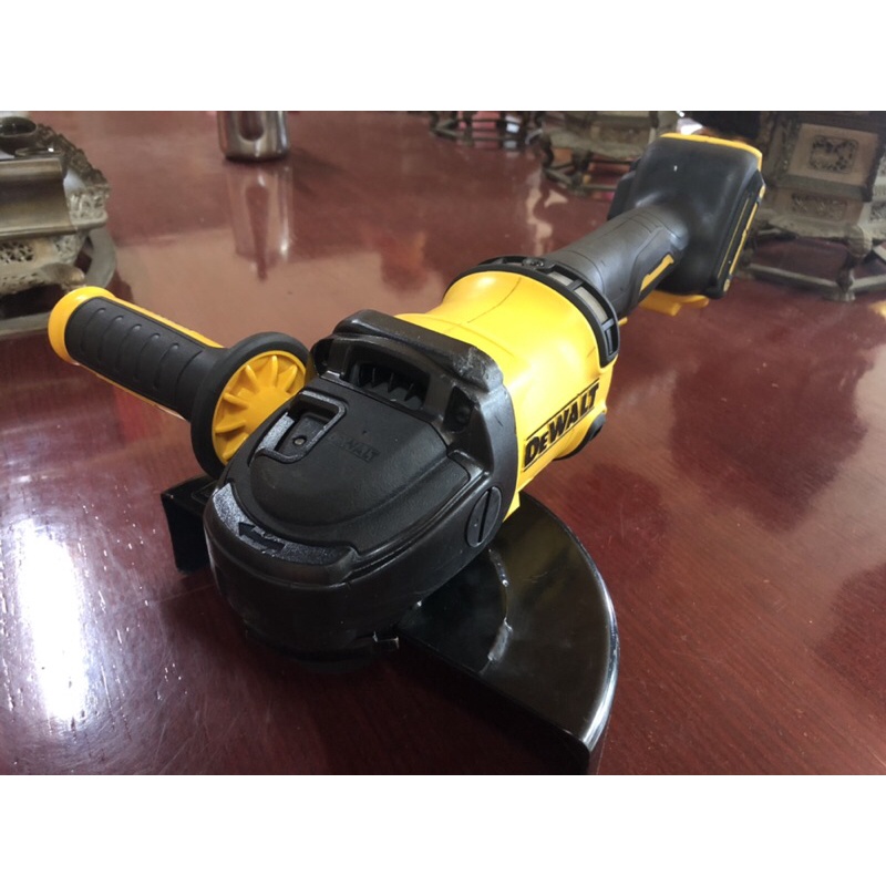 DeWALT 二手 得偉 60V 最新款DCG418進階版本 未知型號 無刷砂輪機 4500元 只有二台 405 413