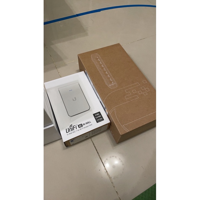 [全新] Unifi AC-IW 面板式wifi