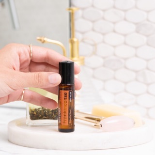 （10 ml 新包裝）多特瑞呵護 乳香精油滾珠瓶 10ml / 多特瑞乳香EXP2028.10～美國總公司