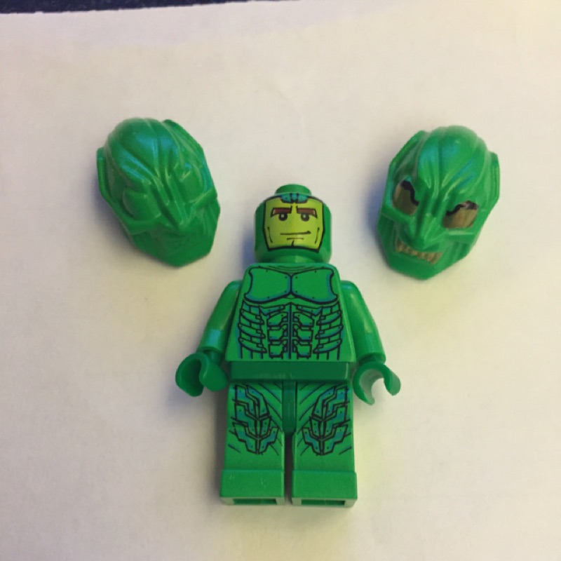 Lego 4851 綠惡魔 (附雙頭盔)