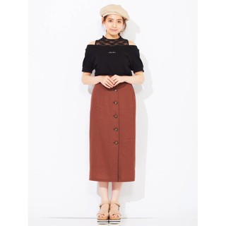 ღ(現貨) WEGO 原單 オープンショルダー刺繍ロゴTシャツ 假兩件蕾絲拼接英文刺繡露肩上衣ღ