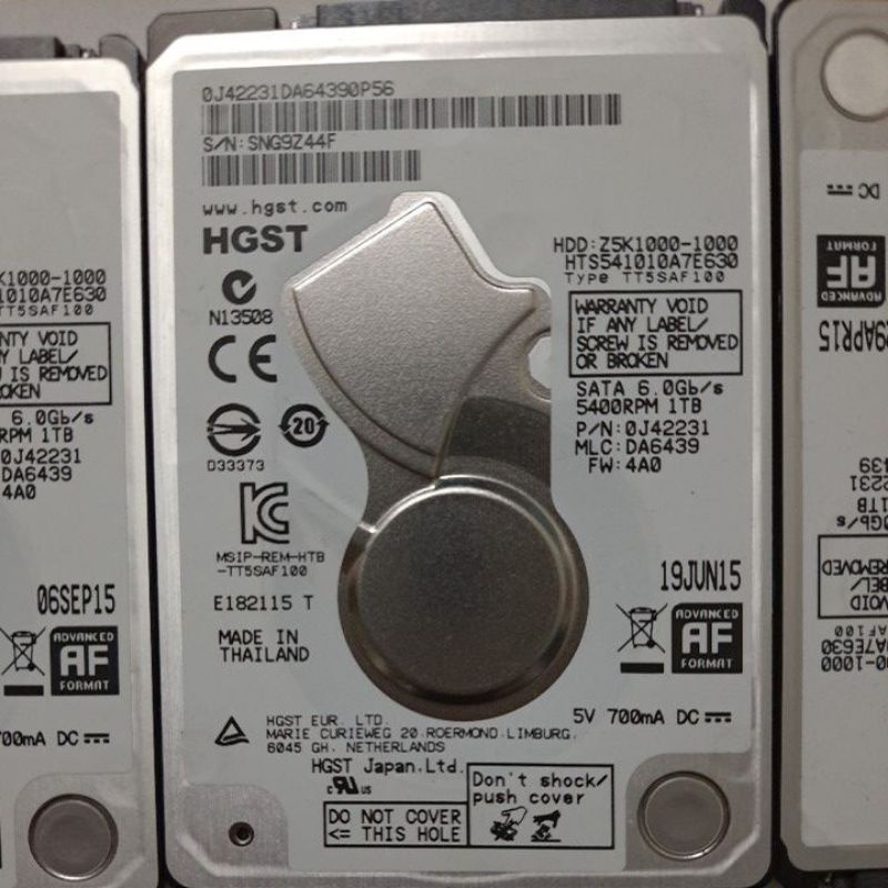 HGST 1TB 2.5寸 硬碟機 SATA3 6GB 備用品出清