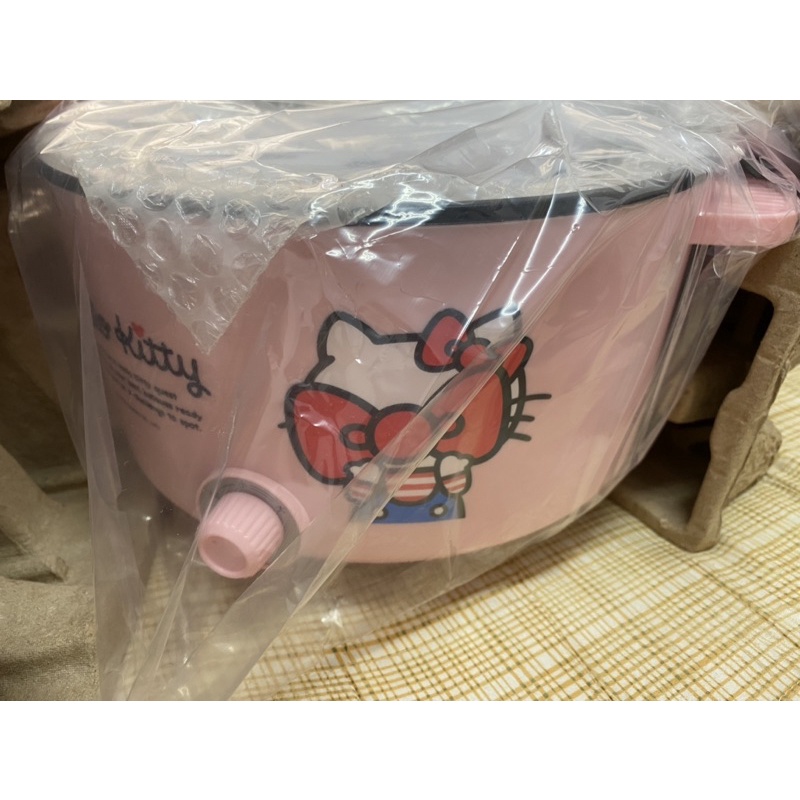 7-11 hello kitty福袋-全新hello kitty粉色多功能料理鍋（限時特價）