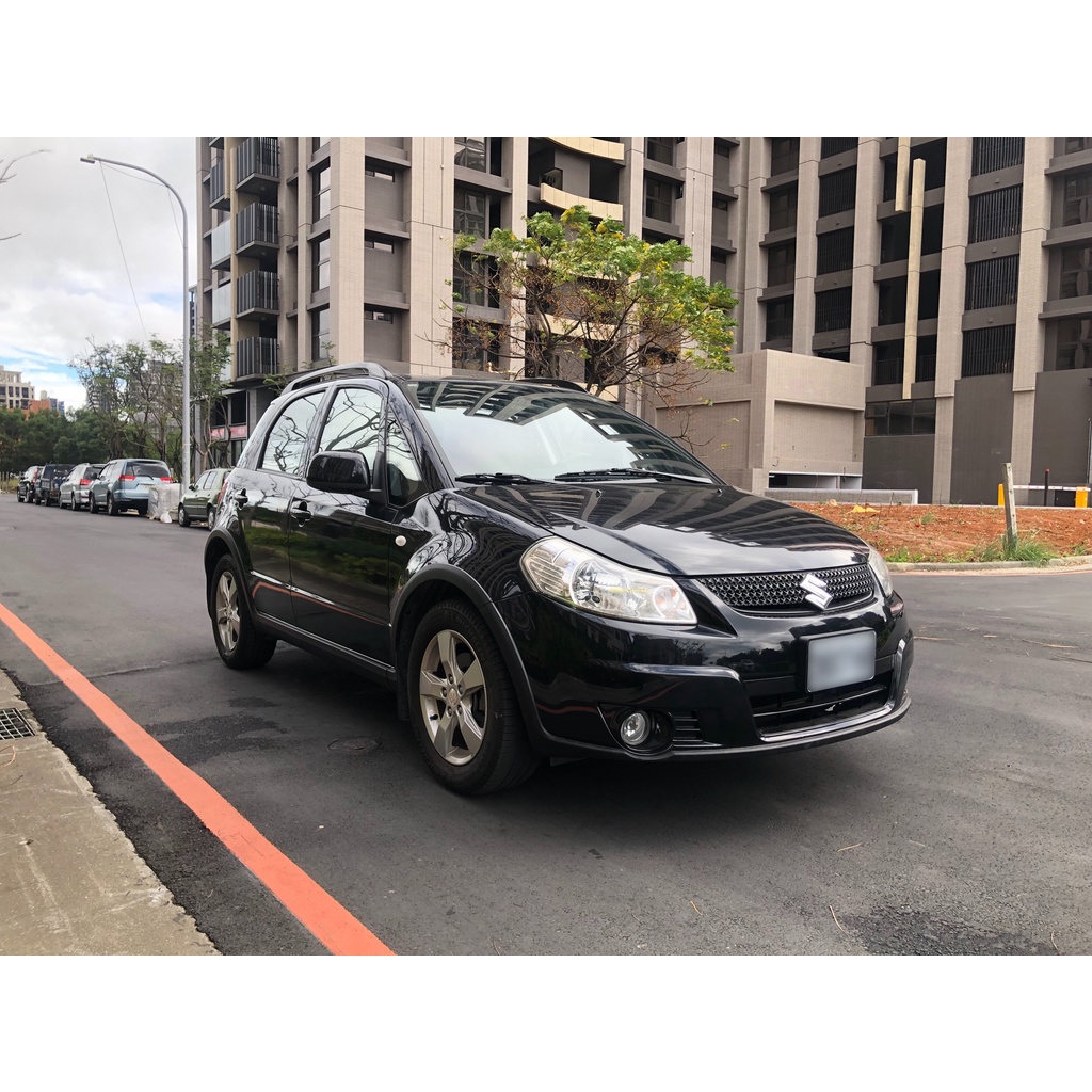 2011 Suzuki SX4 1.6 跨界掀背車 靈活俐落不囉嗦 一手女用 無待修   認證中古車