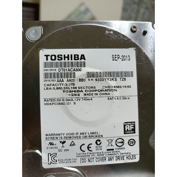 售良品 TOSHIBA 3TB硬碟一顆