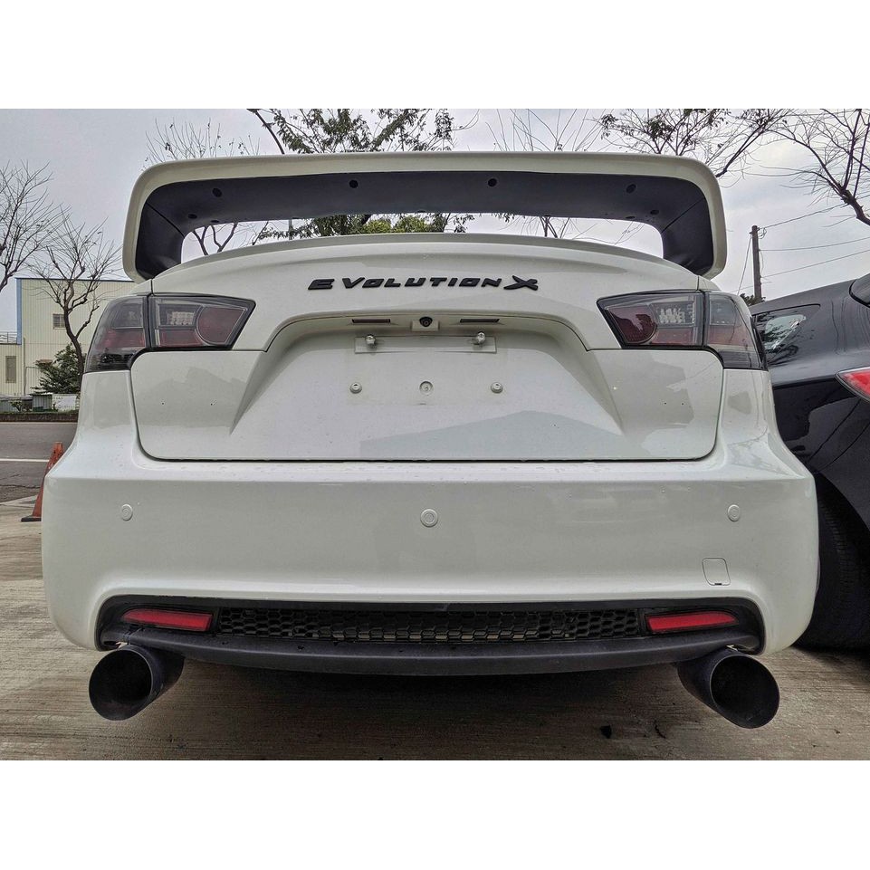 中古車二手車 10 三菱mitsubishi Lancer Fortis 1 8 蝦皮購物