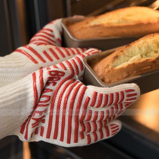 Amy烘焙網:BREADLEAFㄧ雙(兩隻)/五指烤箱隔熱手套/微波爐防燙防護手套/烘焙手套/矽膠條紋/