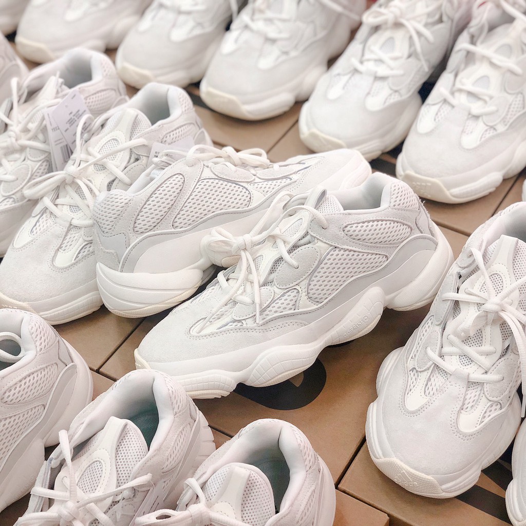 SUPER MOON YELLOWYEEZY 500 ON FEET REVIEW
