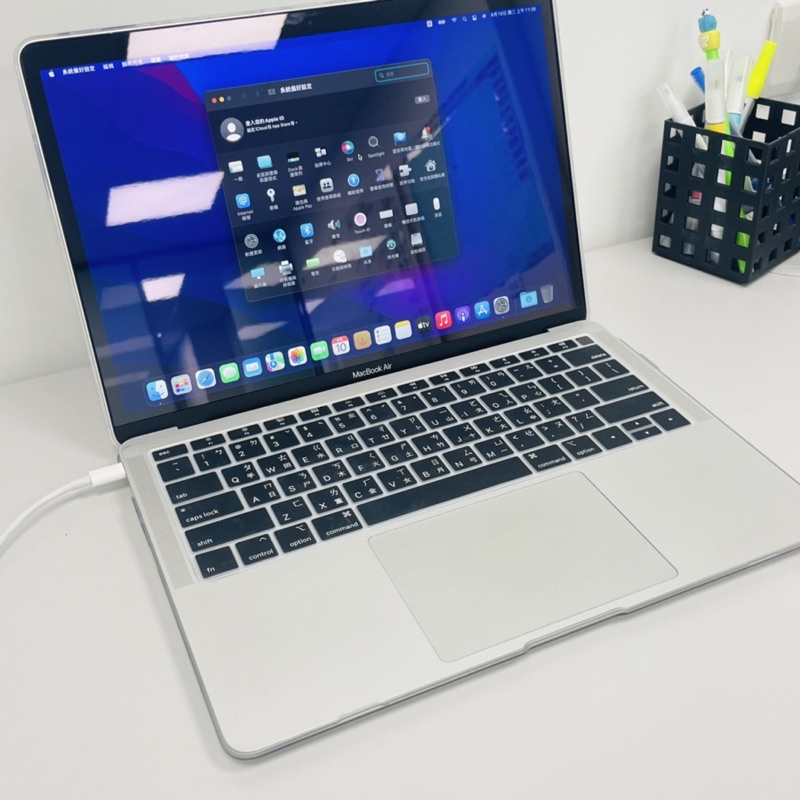 Apple MacBook Air 128G /2019